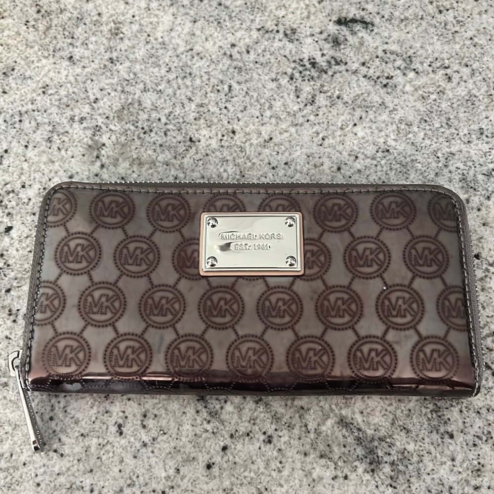 Michael Kors wallet